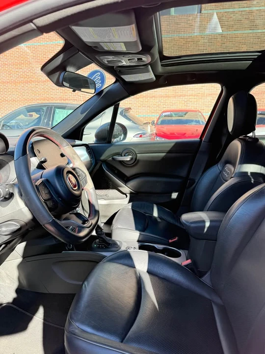 2022 Fiat 500 - Image 7 of 14