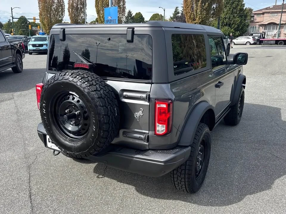 2022 Ford Bronco 6th Gen - Image 7 of 14