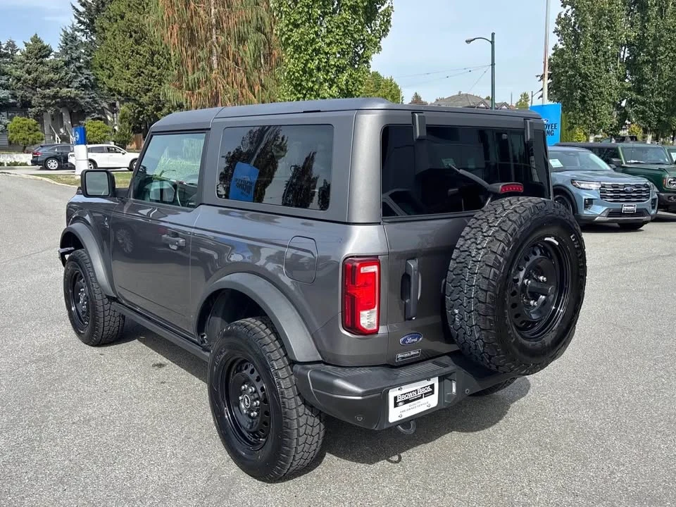 2022 Ford Bronco 6th Gen - Image 6 of 14
