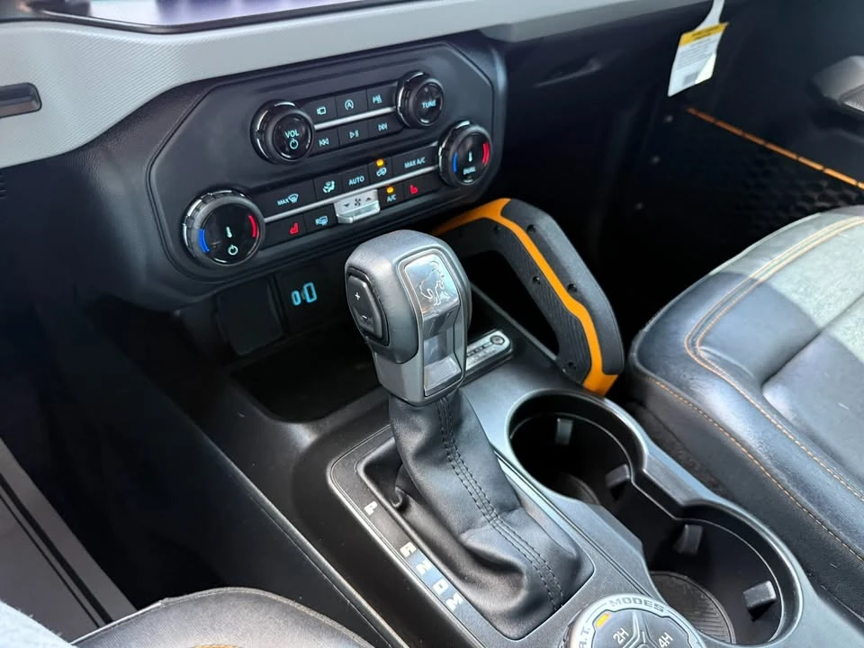 2022 Ford Bronco 6th Gen - Image 18 of 20