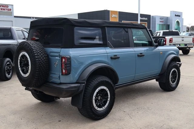 2022 Ford Bronco 6th Gen - Image 5 of 19