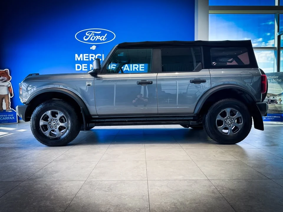 2022 Ford Bronco 6th Gen - Image 2 of 11