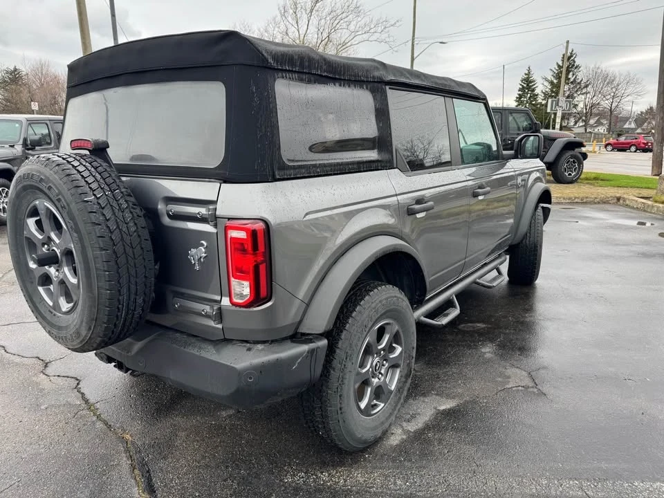 2022 Ford Bronco 6th Gen - Image 3 of 13