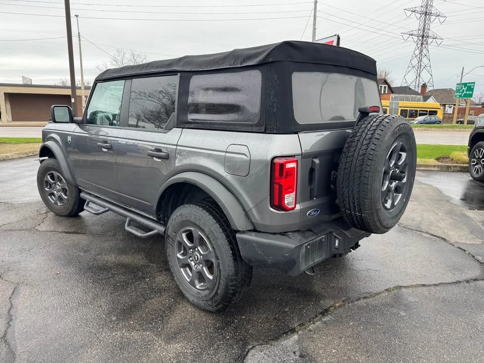 2022 Ford Bronco 6th Gen - Image 4 of 13
