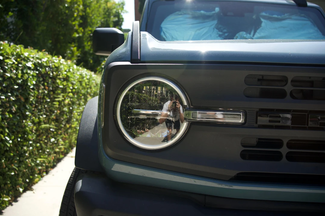 2022 Ford Bronco 6th Gen - Image 19 of 31