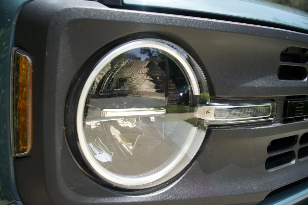 2022 Ford Bronco 6th Gen - Image 18 of 31