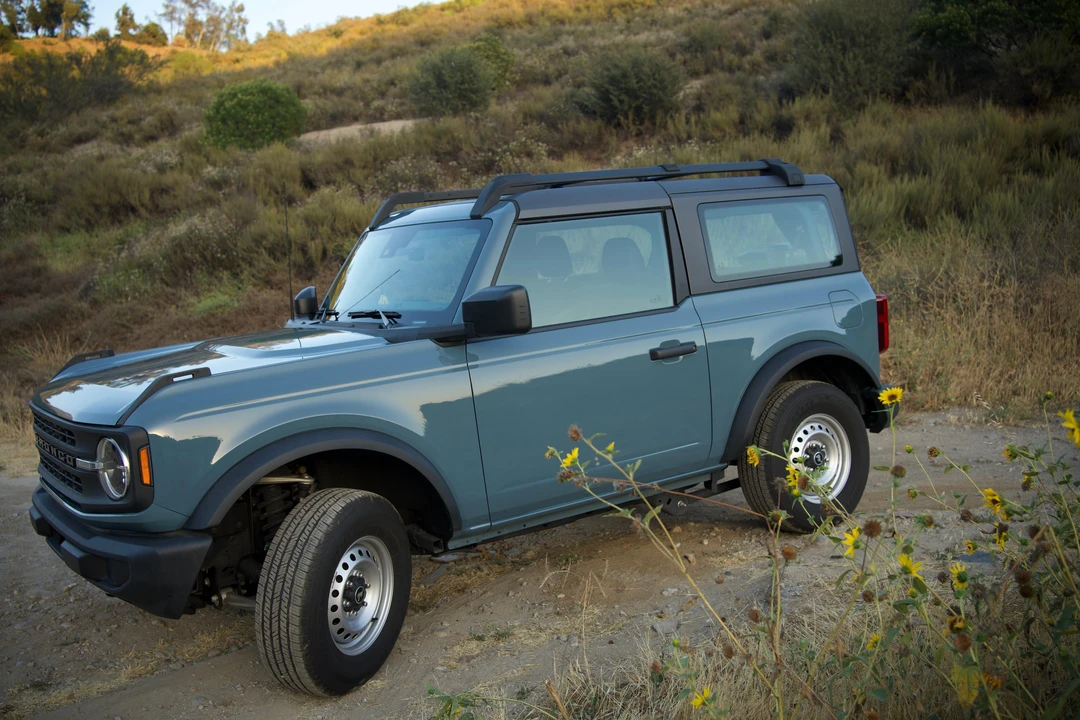 2022 Ford Bronco 6th Gen - Image 8 of 31
