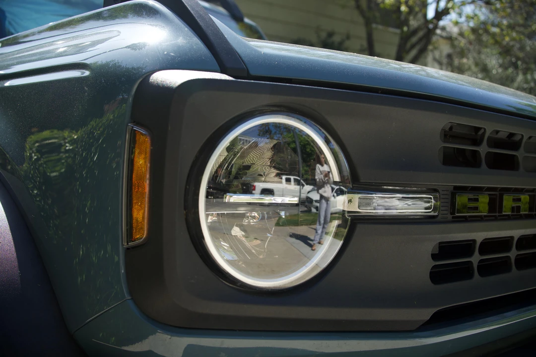 2022 Ford Bronco 6th Gen - Image 17 of 31