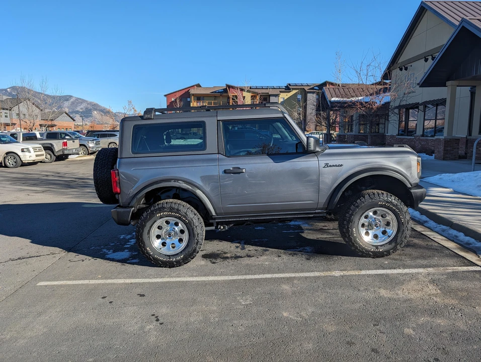 2022 Ford Bronco 6th Gen - Image 22 of 31