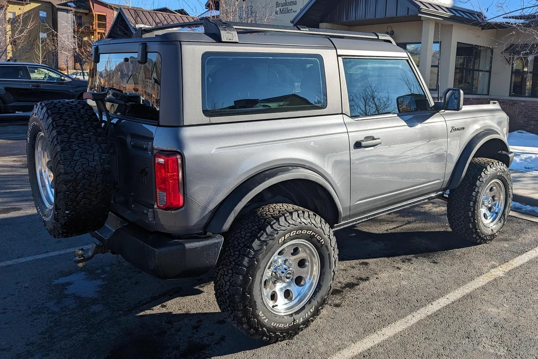 2022 Ford Bronco 6th Gen - Image 4 of 31