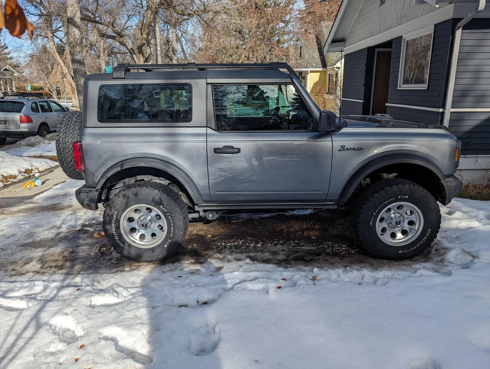 2022 Ford Bronco 6th Gen - Image 23 of 31