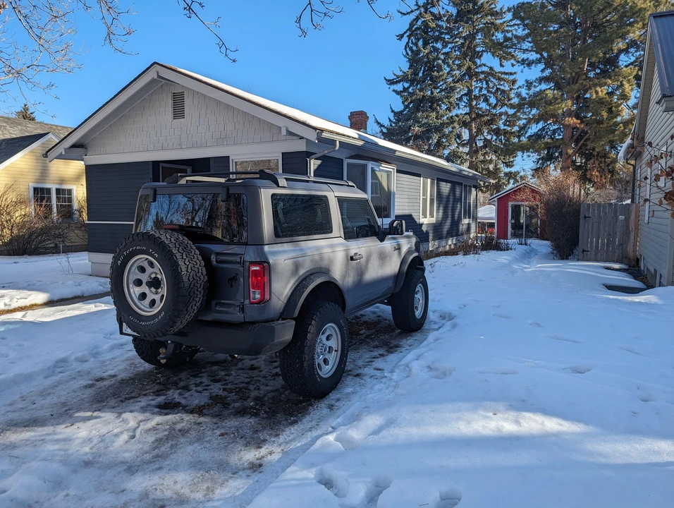 2022 Ford Bronco 6th Gen - Image 19 of 31
