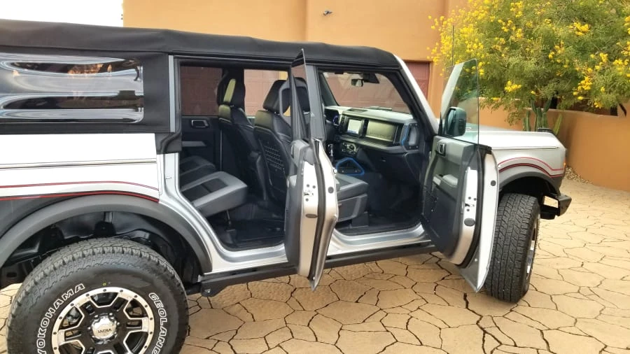 2022 Ford Bronco 6th Gen - Image 24 of 31