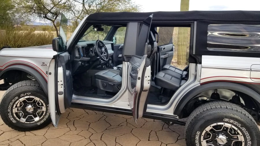 2022 Ford Bronco 6th Gen - Image 25 of 31
