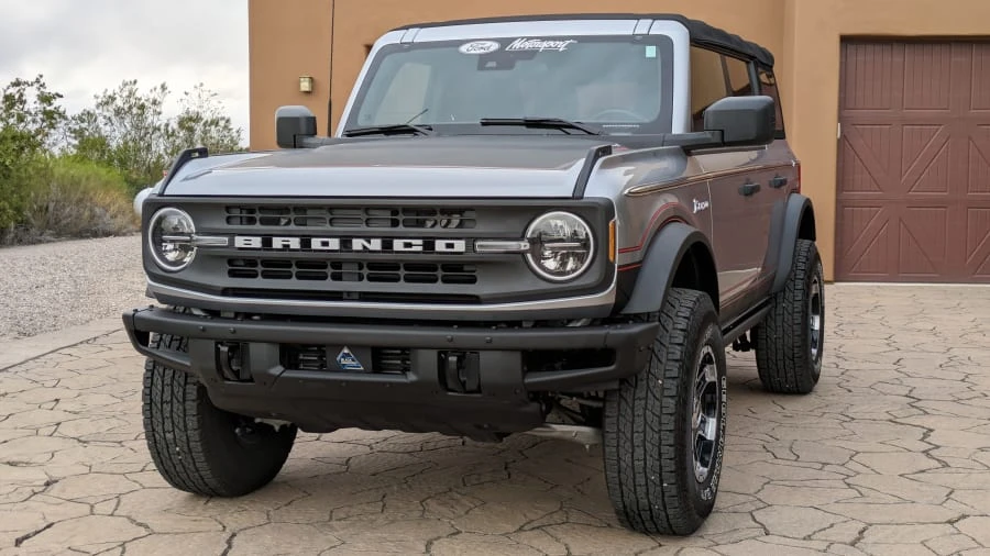 2022 Ford Bronco 6th Gen - Image 4 of 31
