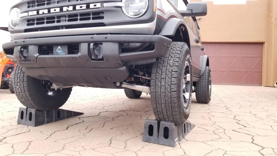 2022 Ford Bronco 6th Gen - Image 10 of 31