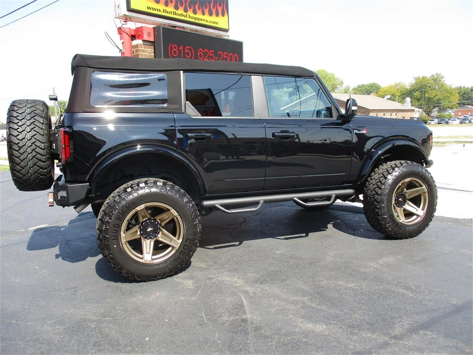 2022 Ford Bronco 6th Gen - Image 7 of 31