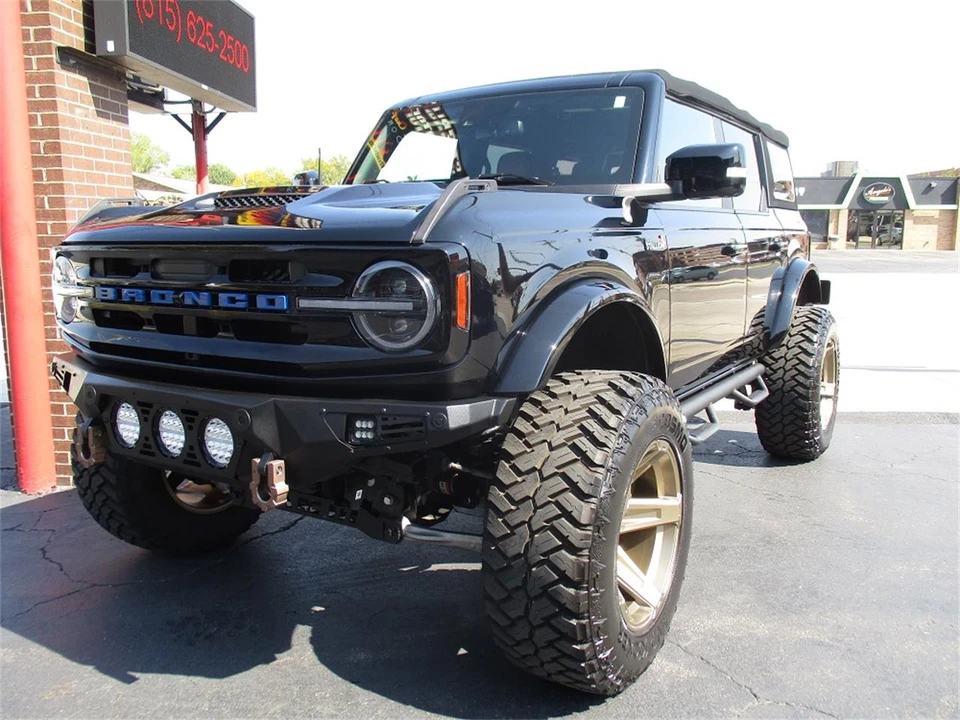 2022 Ford Bronco 6th Gen - Image 18 of 31
