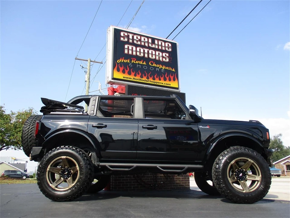 2022 Ford Bronco 6th Gen - Image 20 of 31