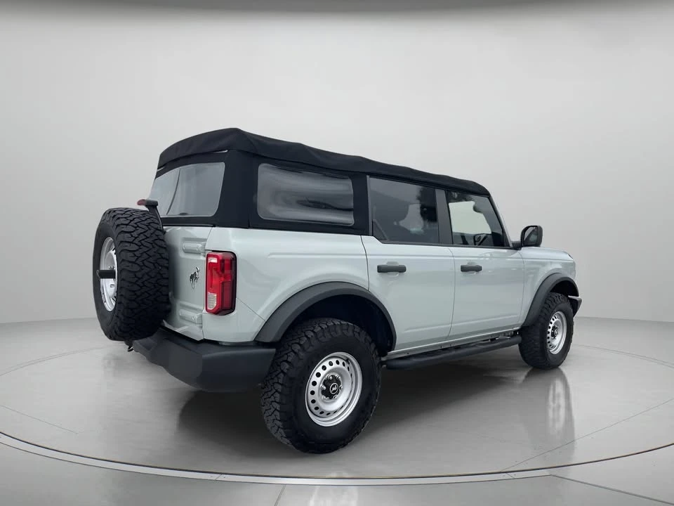 2022 Ford Bronco 6th Gen - Image 2 of 8