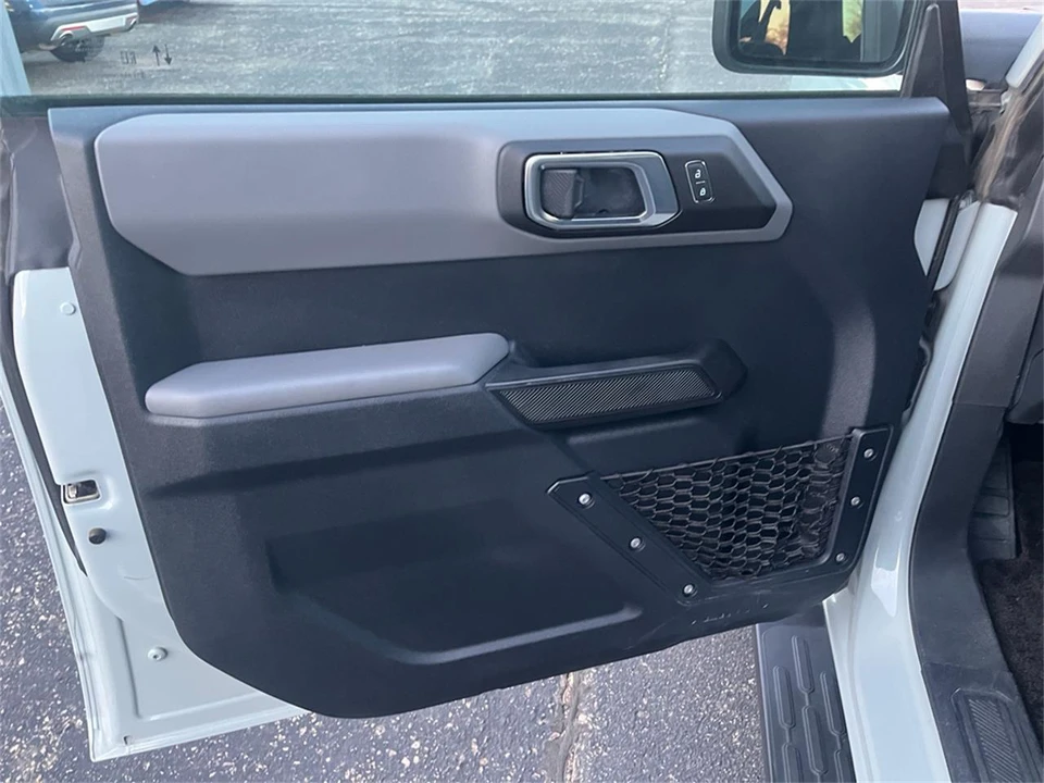 2022 Ford Bronco 6th Gen - Image 16 of 31