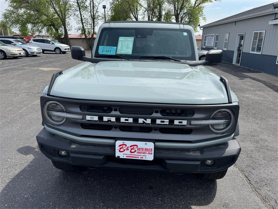 2022 Ford Bronco 6th Gen - Image 3 of 31