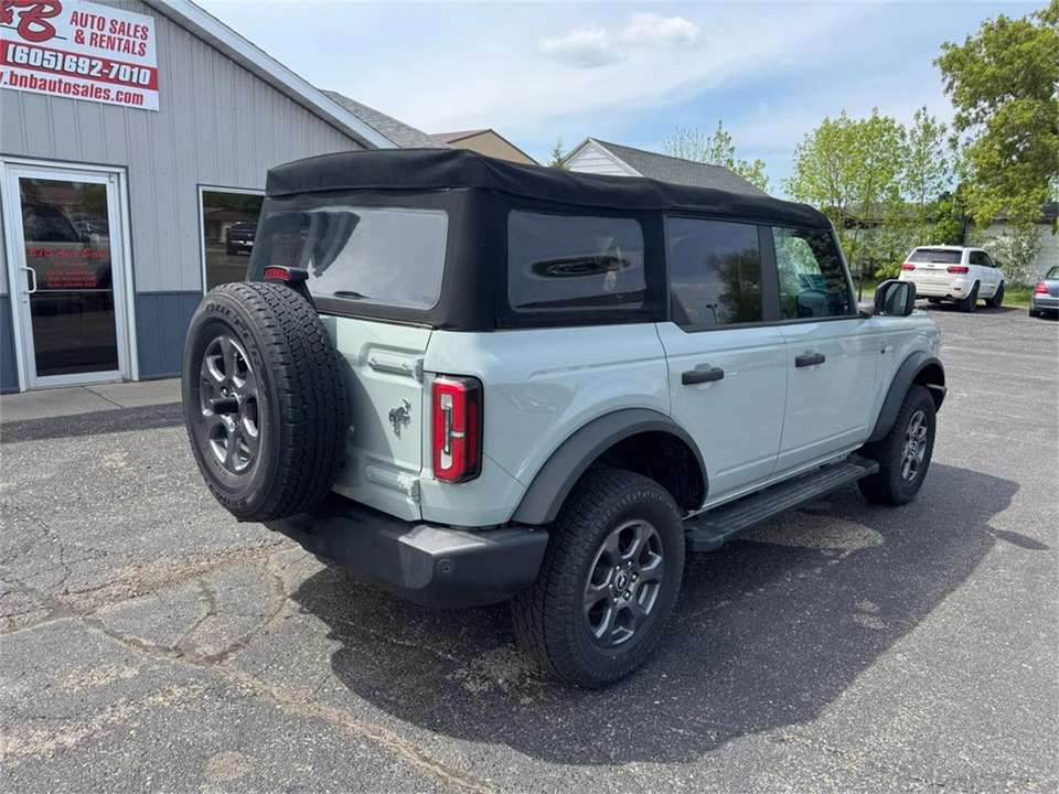 2022 Ford Bronco 6th Gen - Image 13 of 31