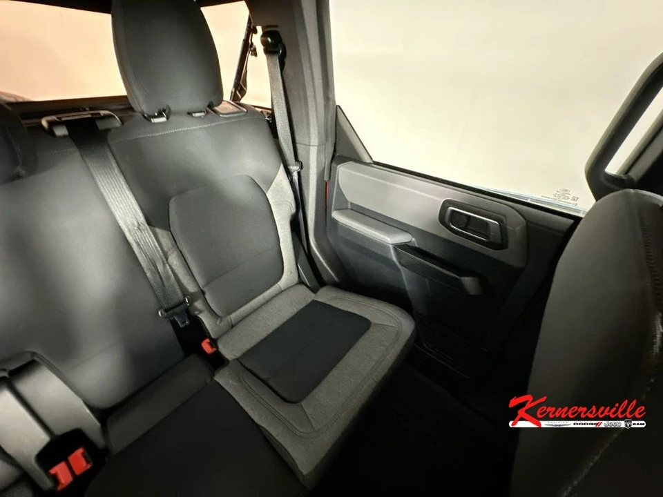 2022 Ford Bronco 6th Gen - Image 14 of 24