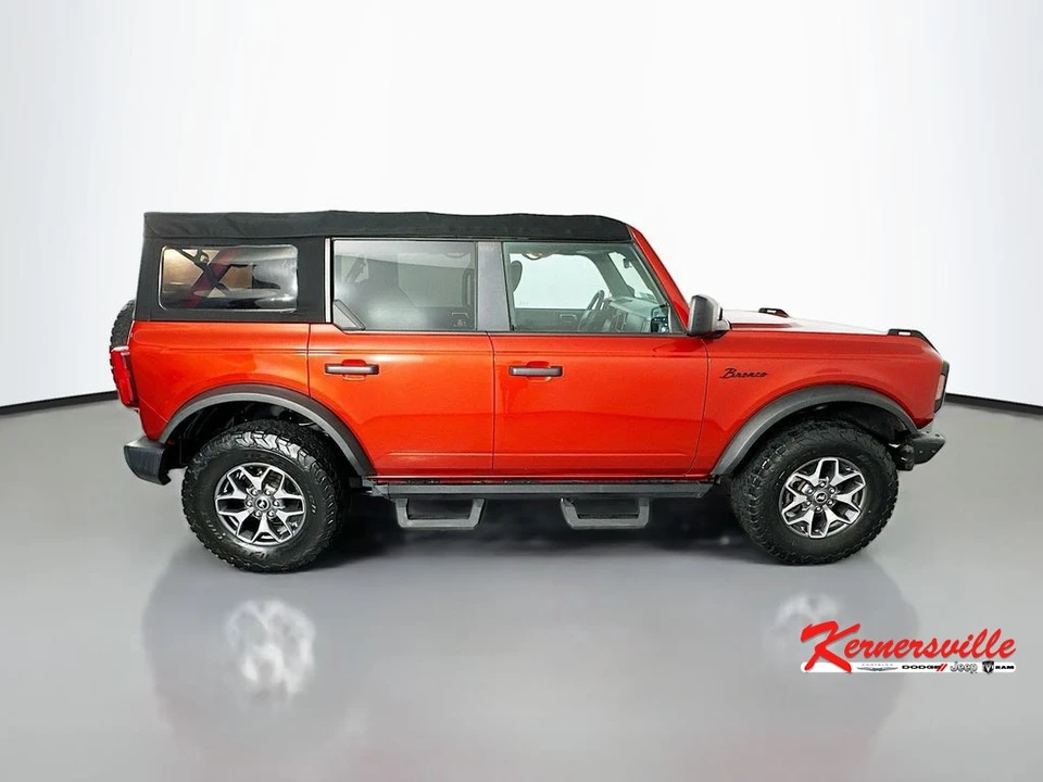 2022 Ford Bronco 6th Gen - Image 8 of 24