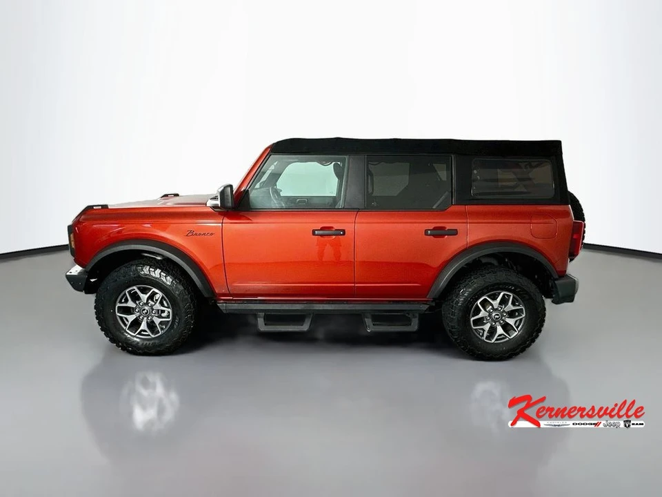 2022 Ford Bronco 6th Gen - Image 4 of 24