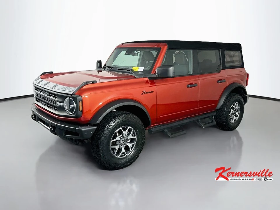 2022 Ford Bronco 6th Gen - Image 3 of 24