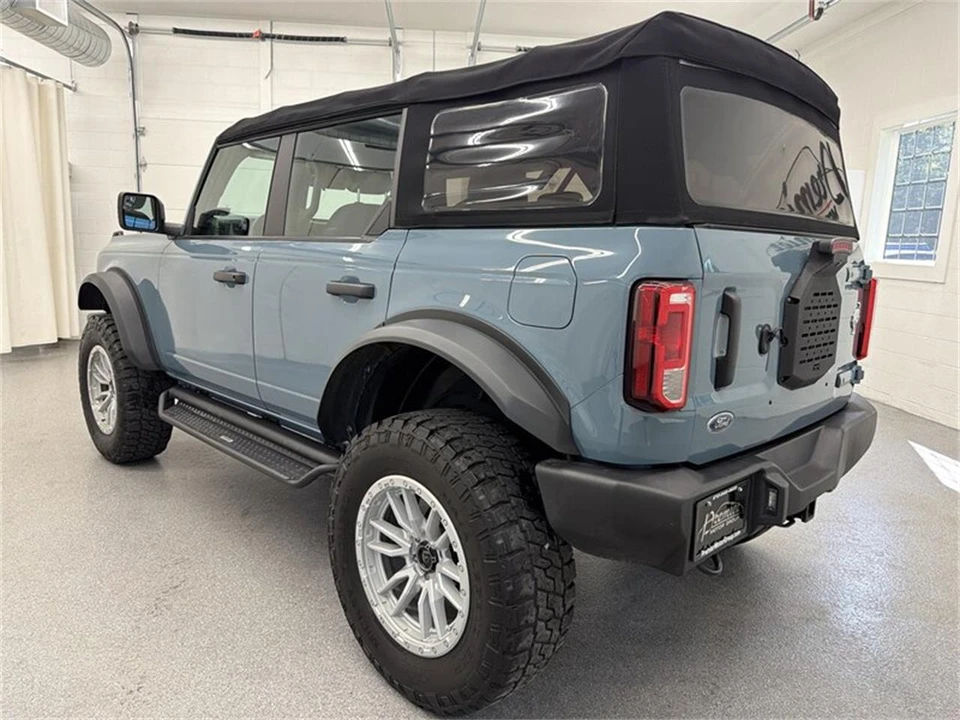 2022 Ford Bronco 6th Gen - Image 7 of 16