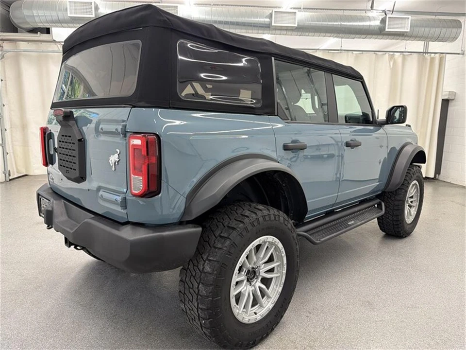 2022 Ford Bronco 6th Gen - Image 5 of 16