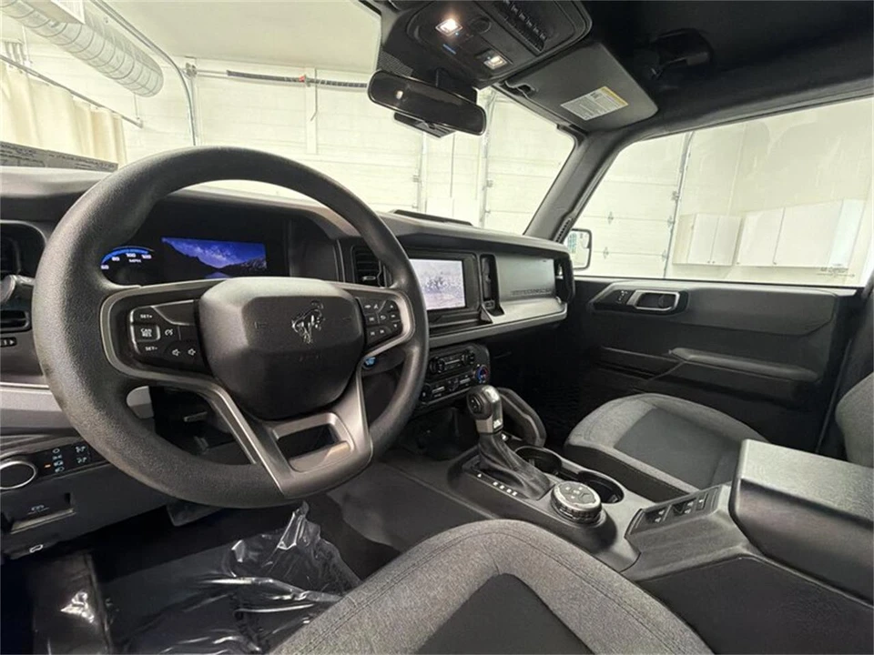 2022 Ford Bronco 6th Gen - Image 11 of 16