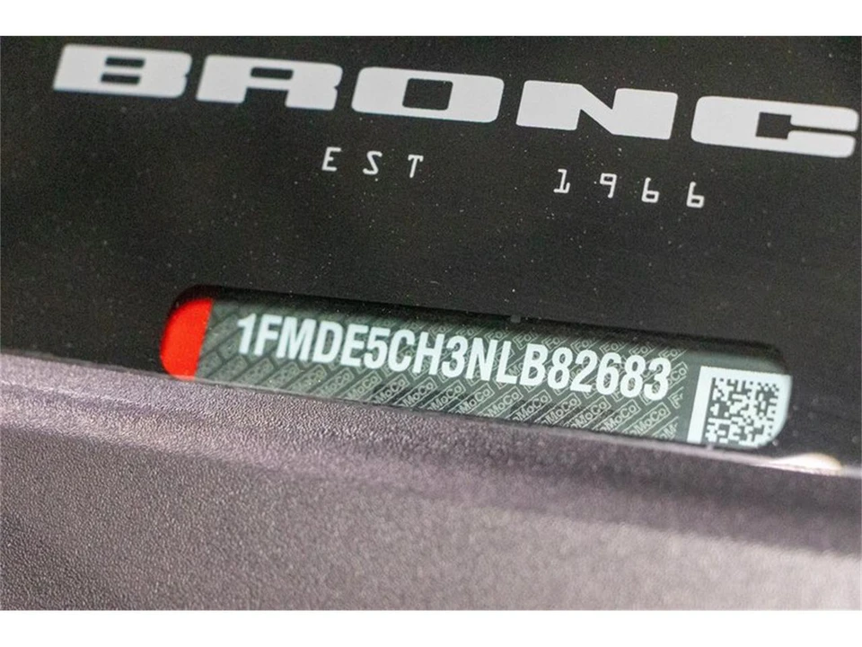 2022 Ford Bronco 6th Gen - Image 16 of 31
