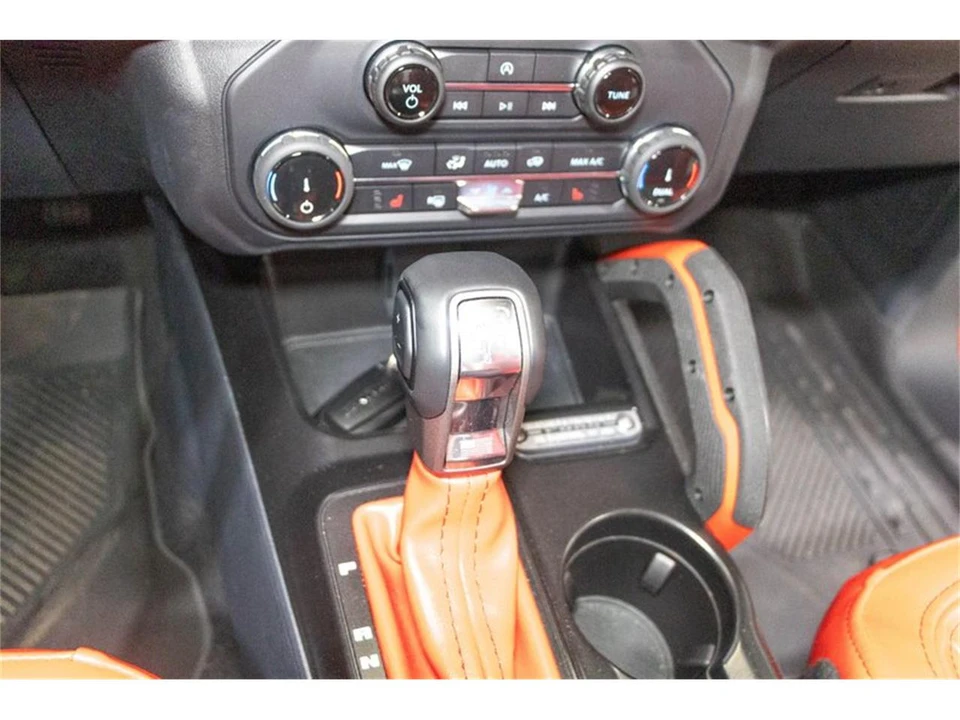 2022 Ford Bronco 6th Gen - Image 15 of 31