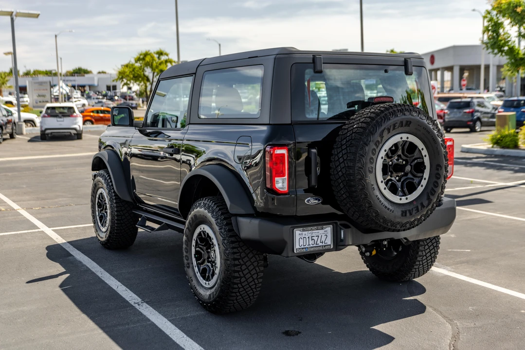 2022 Ford Bronco 6th Gen - Image 14 of 31