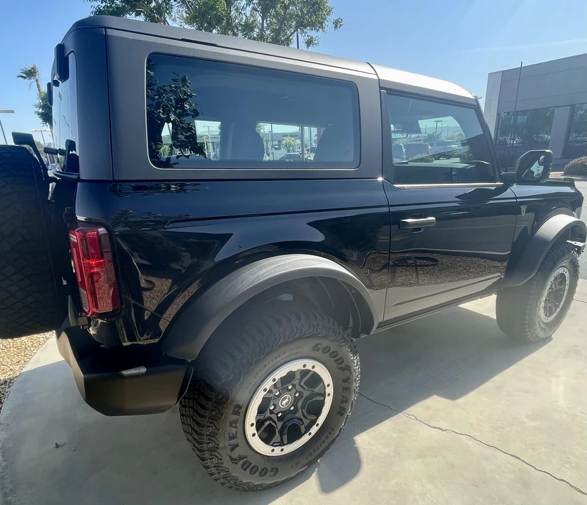 2022 Ford Bronco 6th Gen - Image 18 of 31
