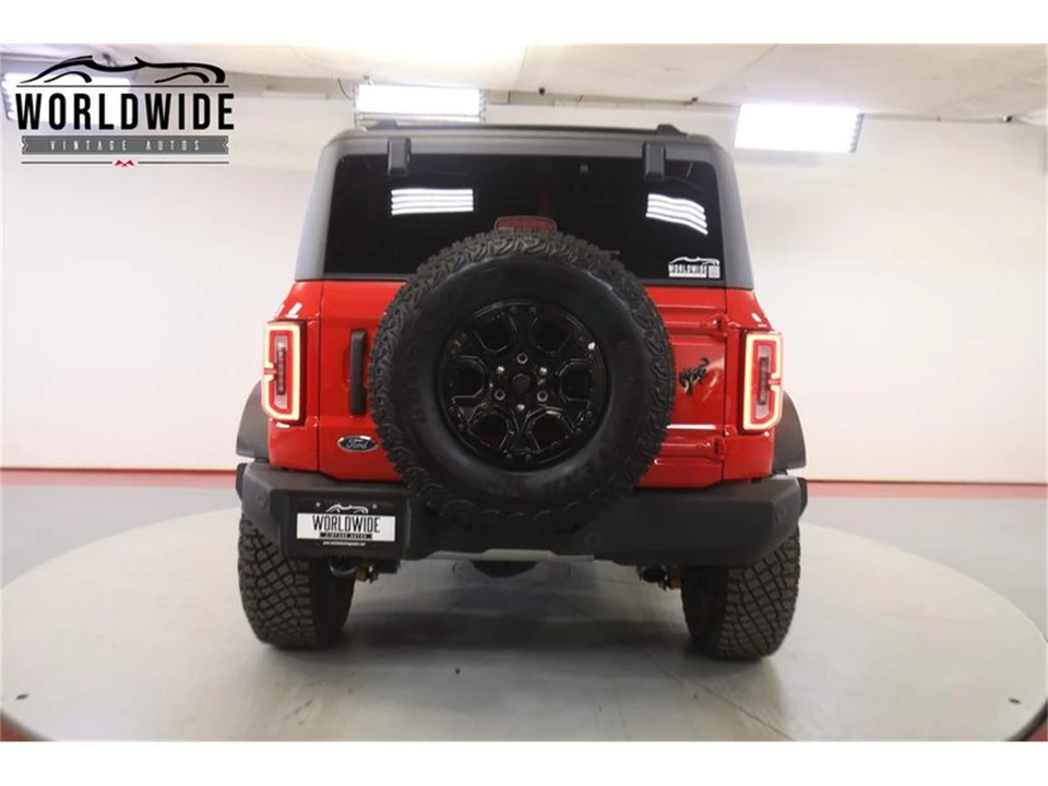 2022 Ford Bronco 6th Gen - Image 22 of 31