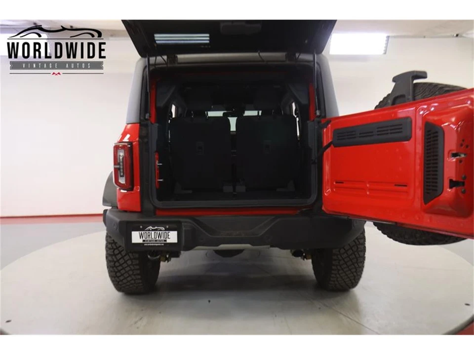 2022 Ford Bronco 6th Gen - Image 23 of 31