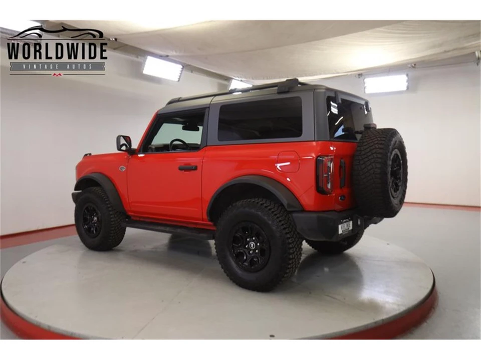 2022 Ford Bronco 6th Gen - Image 5 of 31