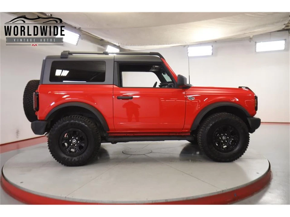 2022 Ford Bronco 6th Gen - Image 8 of 31