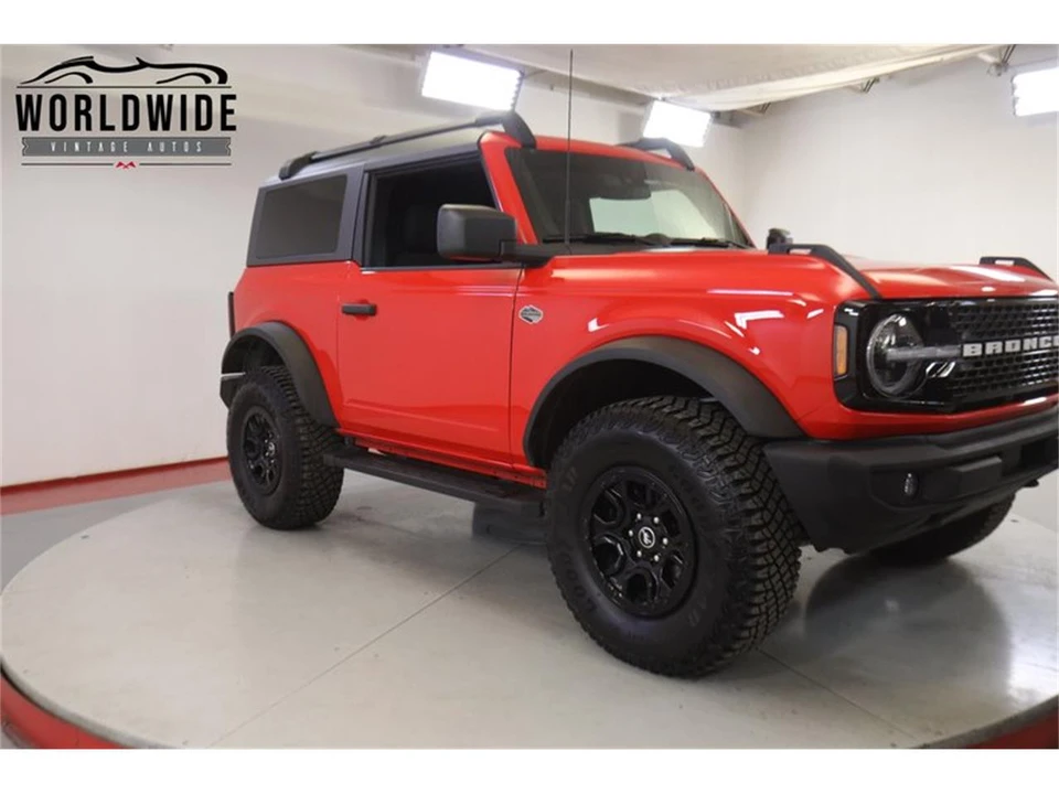 2022 Ford Bronco 6th Gen - Image 18 of 31