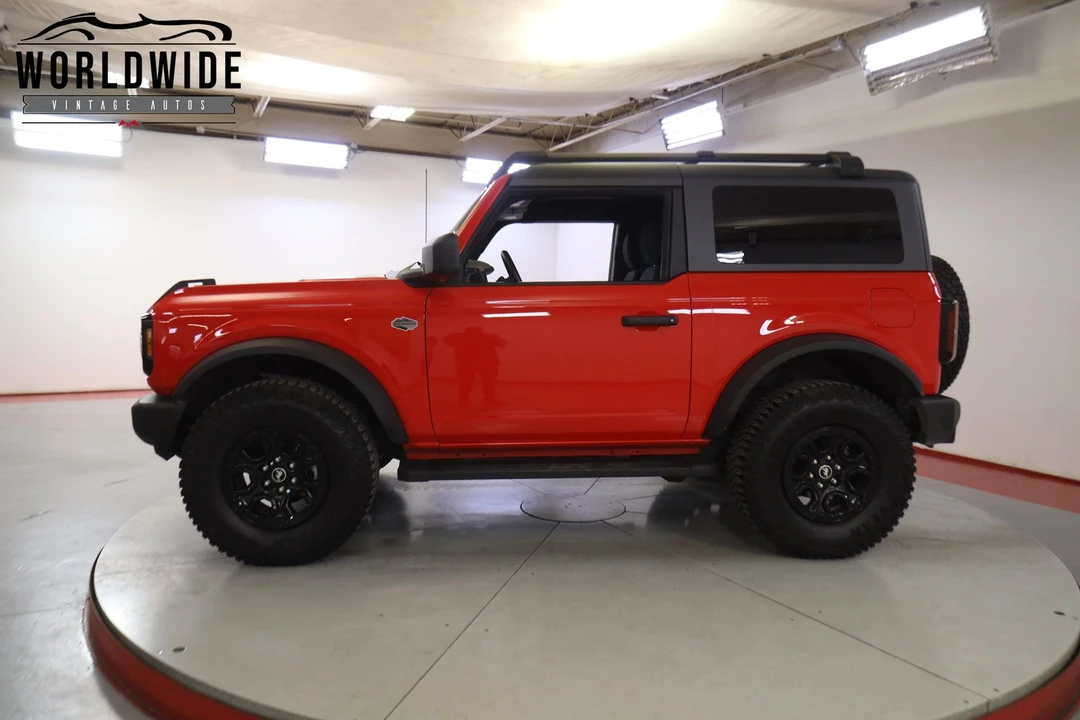 2022 Ford Bronco 6th Gen - Image 3 of 12
