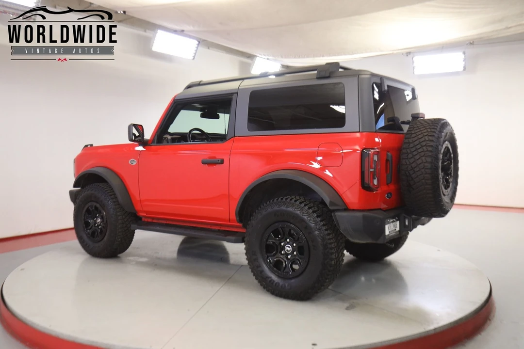 2022 Ford Bronco 6th Gen - Image 9 of 12