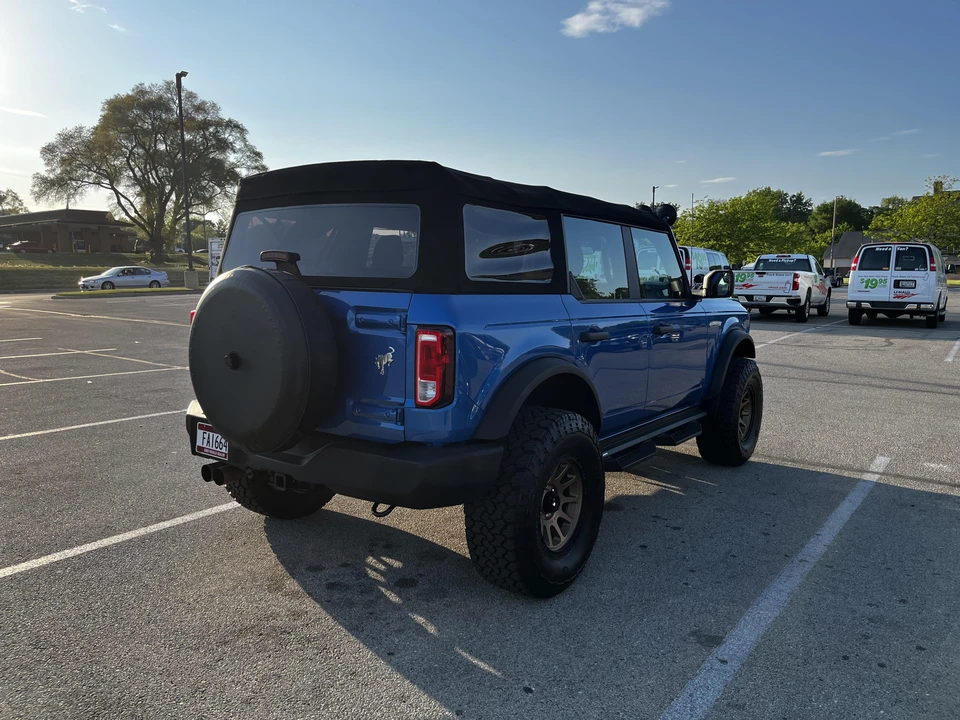 2022 Ford Bronco 6th Gen - Image 6 of 7