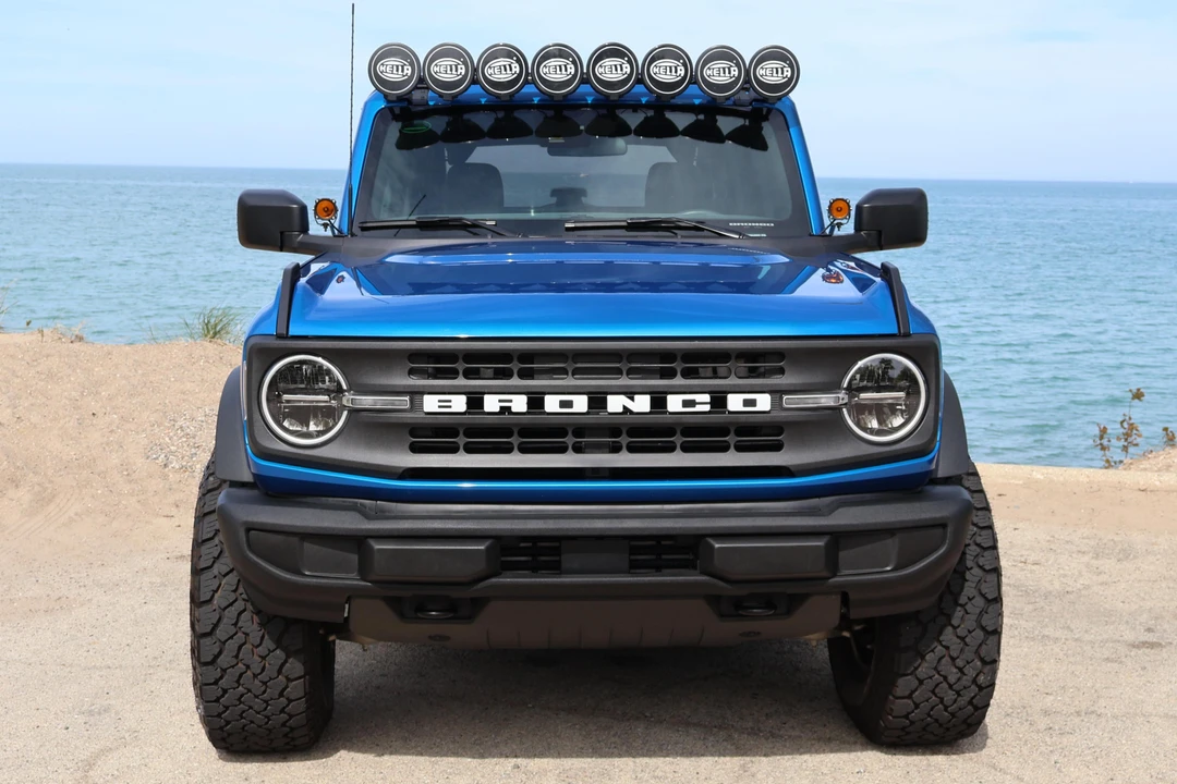2022 Ford Bronco 6th Gen - Image 2 of 7