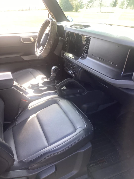 2022 Ford Bronco 6th Gen - Image 11 of 17