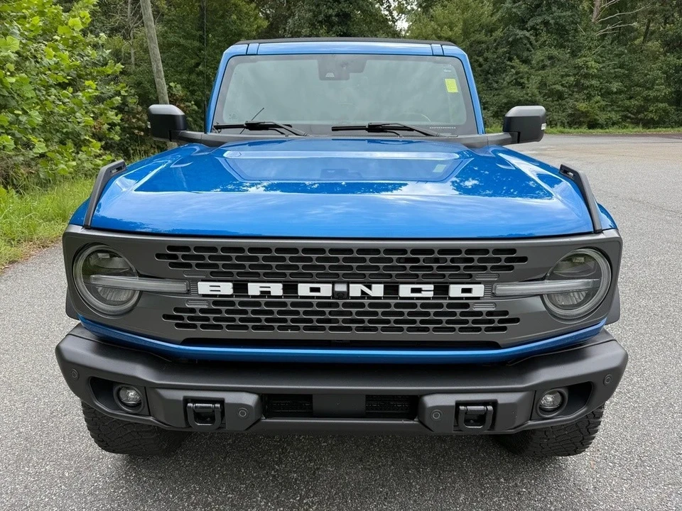 2022 Ford Bronco 6th Gen - Image 3 of 21