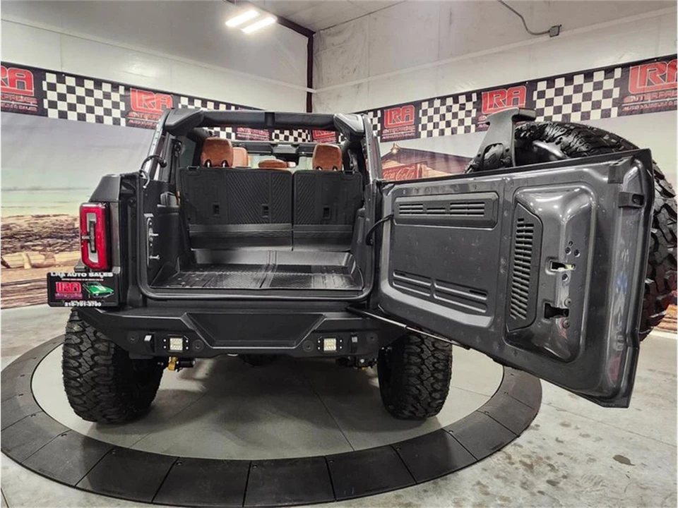 2022 Ford Bronco 6th Gen - Image 30 of 31